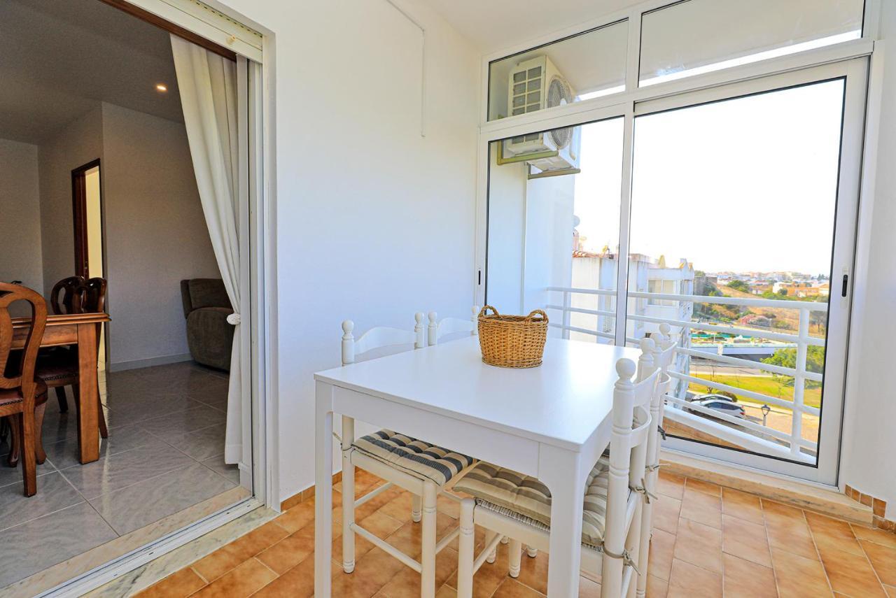C23 - Parkway Entrance Apartment In Lagos Dış mekan fotoğraf